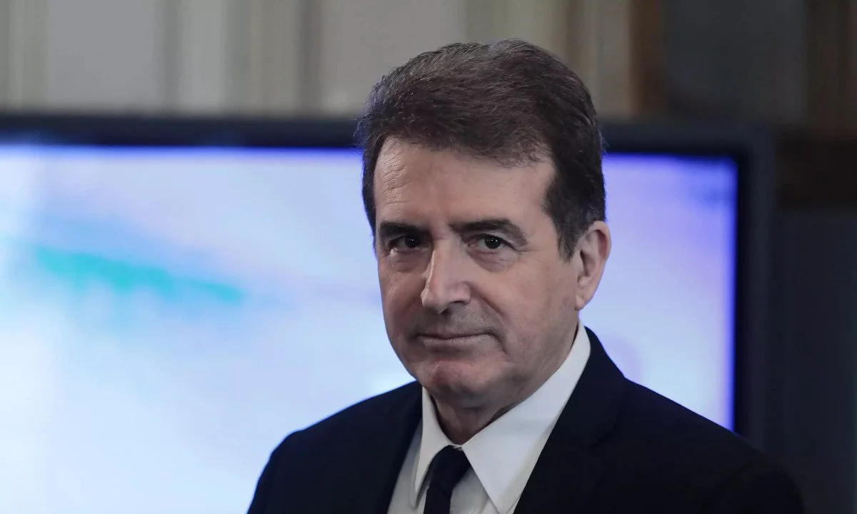 Μιχάλης Χρυσοχοΐδης: Μόνο αυτός μπορεί δώσει λύση στο μπάχαλο που αυτός προκάλεσε στην Ελληνική Αστυνομία