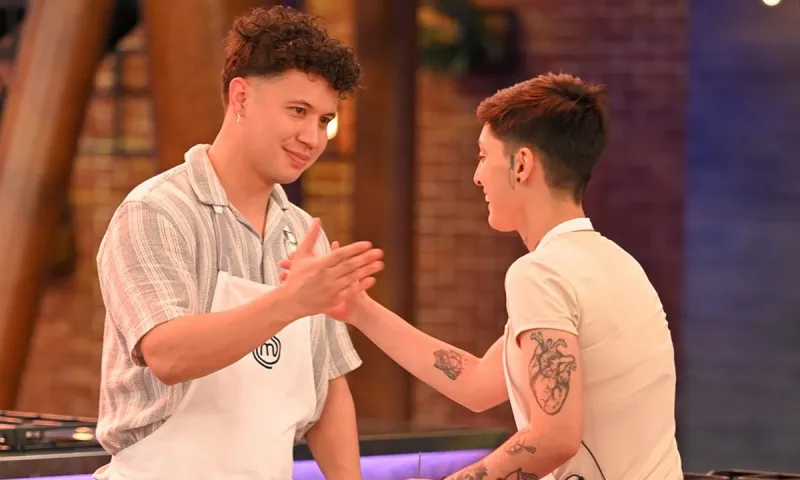 MasterChef 10-4: Νίκη θρίλερ για τους μπορντό - Αυτόν έστειλαν στον τάκο (vids)