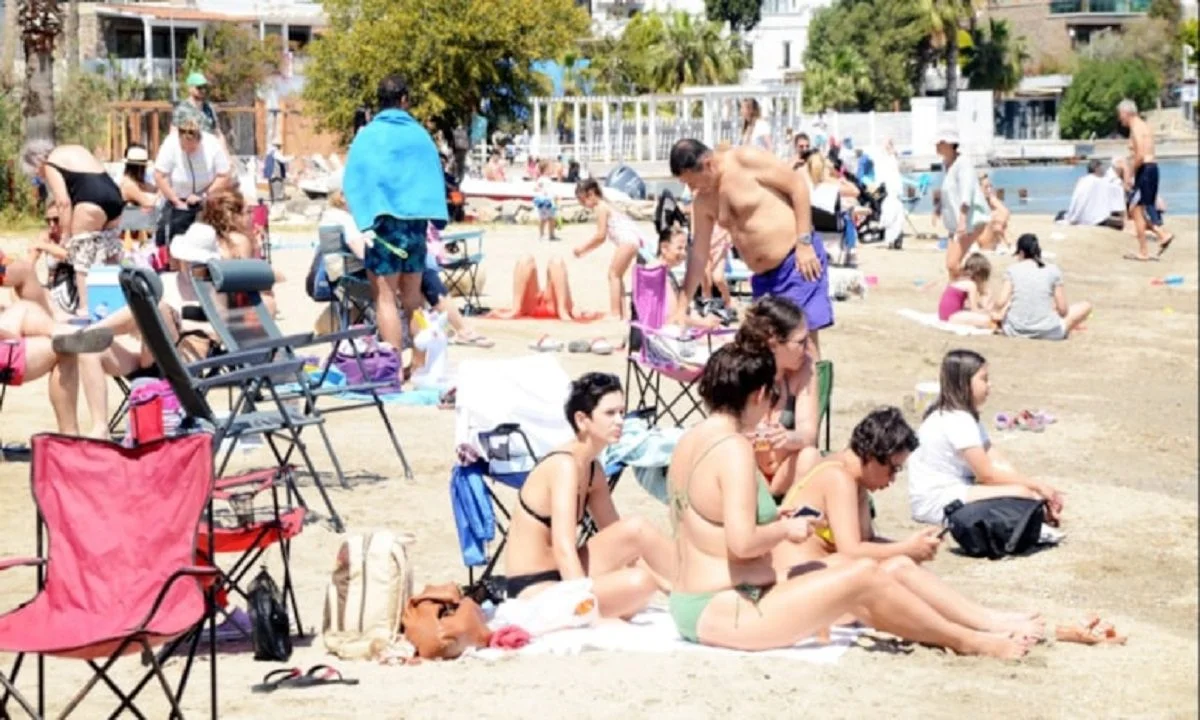 Τουρκία: Σοκ στους Τούρκους από τις τιμές στην Αλικαρνασσό - 22 ευρώ ένα παγωτό και 90 ευρώ μία μακαρονάδα