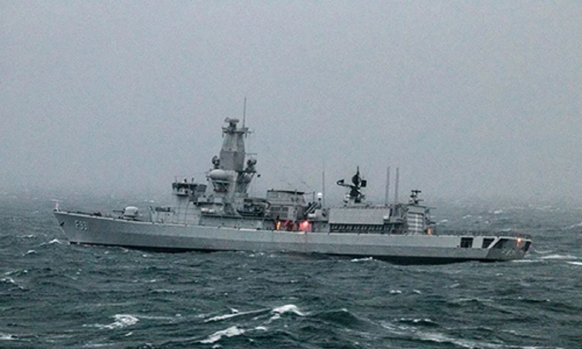 Φρεγάτα που θέλαμε για ενδιάμεση λύση ξεκίνησε για την Ερυθρά Θάλασσα και γύρισε πίσω γιατί κόλλησε ο πύραυλος