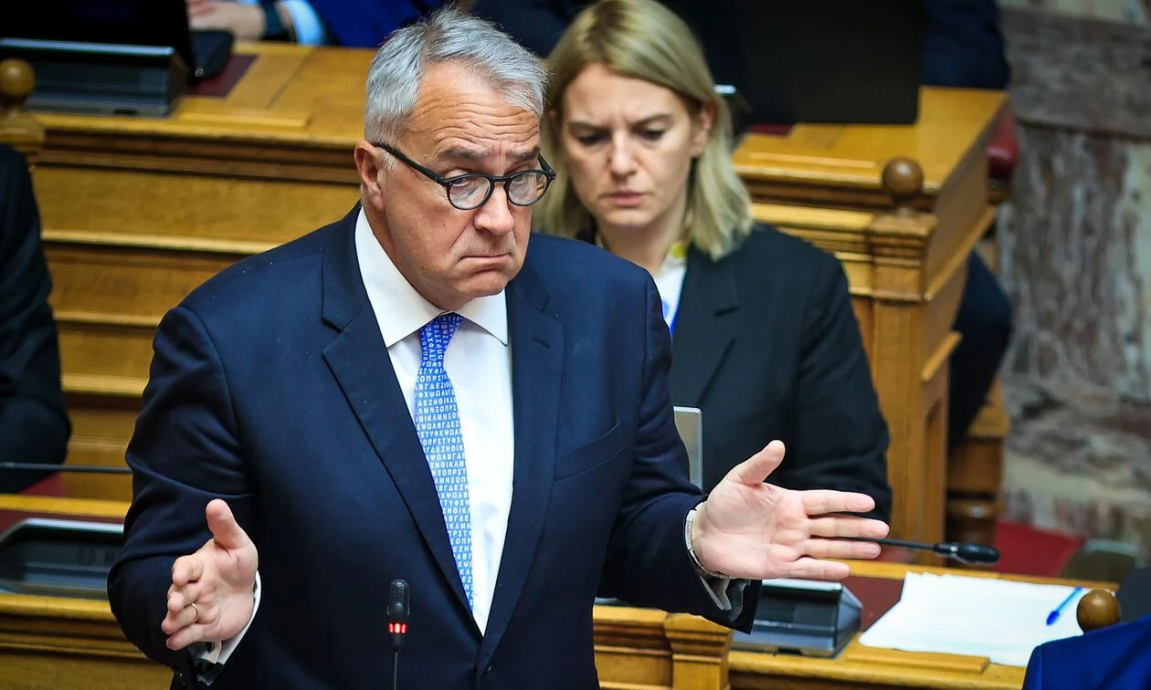 Έχει βαλθεί να τερματίσει το «γραφικόμετρο» ο Μάκης Βορίδης - Όλος ο πλανήτης εποφθαλμιά το «μεγαλείο» του Κυριάκου Μητσοτάκη.