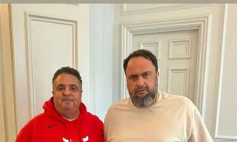 Ολυμπιακός: Ο μάνατζερ του Λιβάι Γκαρσία στο γραφείο του Μαρινάκη