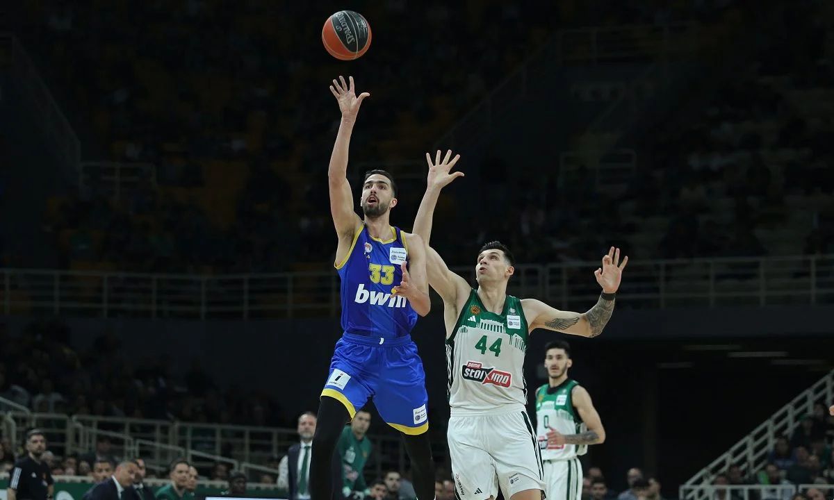 Παναθηναϊκός - Περιστέρι: Το απίθανο buzzer-beater του Χουγκάζ στο τέλος του πρώτου δεκαλέπτου (vid)