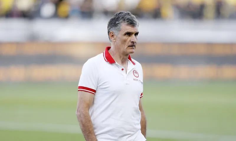 Άσχημα νέα για Μεντιλίμπαρ! Χάνει σέντερ μπακ για έναν μήνα