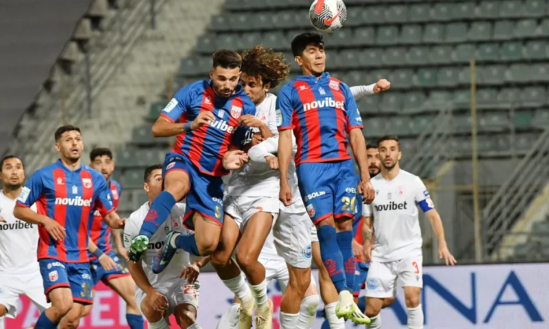 Super League νέα (7/5): Τα πρώτα μεταγραφικά «θέλω» Βόλου και Πανσερραϊκού - Ποιος αποχωρεί από τη Λαμία