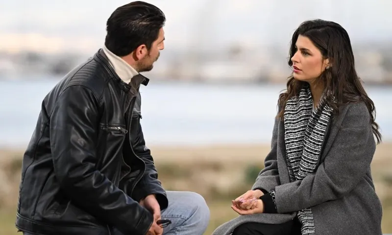 Σασμός επόμενα επεισόδια: Το σκληρό τηλεφώνημα την πρώτη νύχτα του γάμου Γιώργου - Θοδώρας