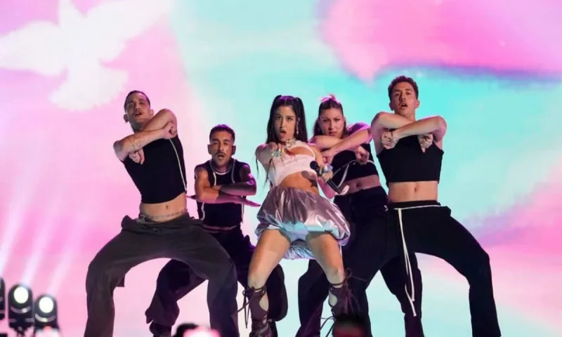 Eurovision 2024: Χαμός με την Μαρίνα Σάττι - Αποθέωση στο Twitter για την ελληνική συμμετοχή (pics)