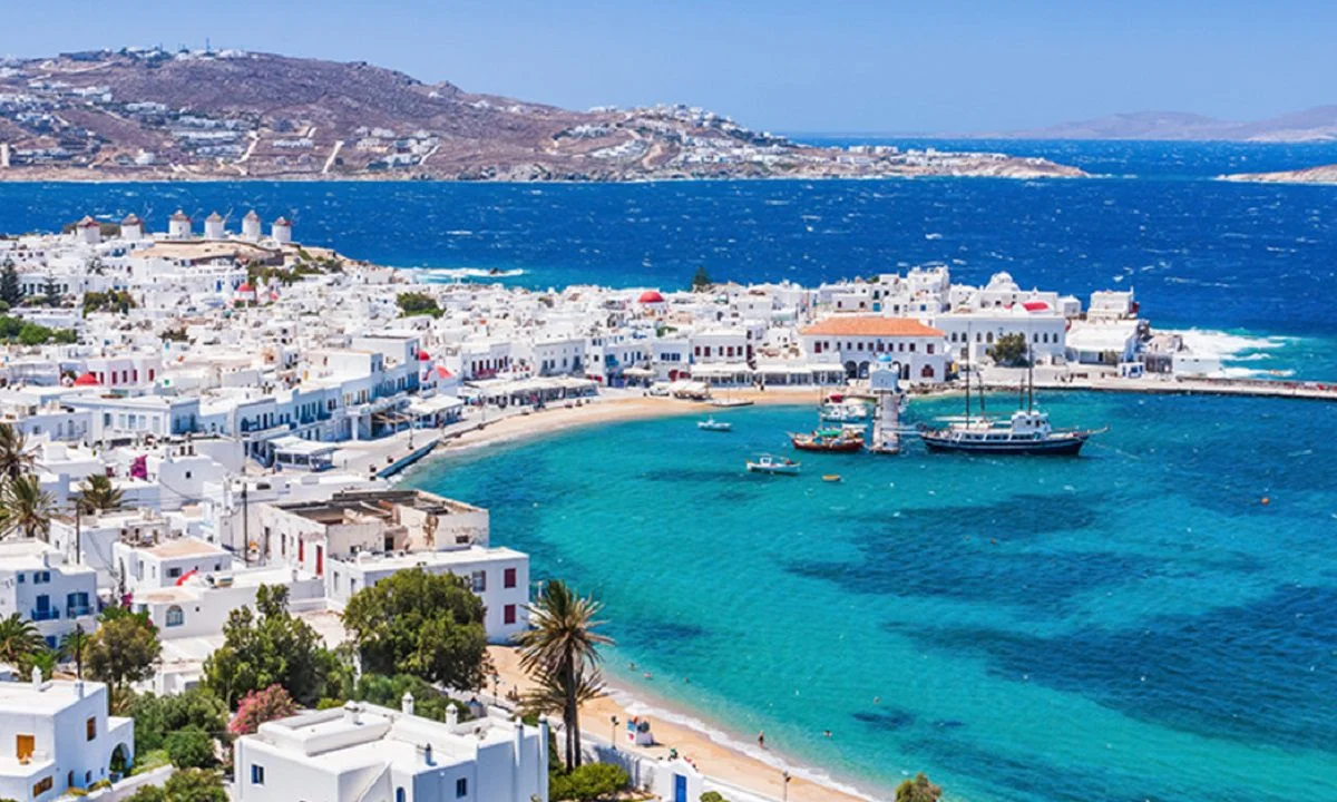 Μύκονος: Τα 25 άτομα από το Πακιστάν που συγκρούστηκαν με μαχαίρια και ρόπαλα με έναν νεκρό και έναν βαριά τραυματία τελικά μάθαμε αν διαφωνούσαν για τις ελιές;