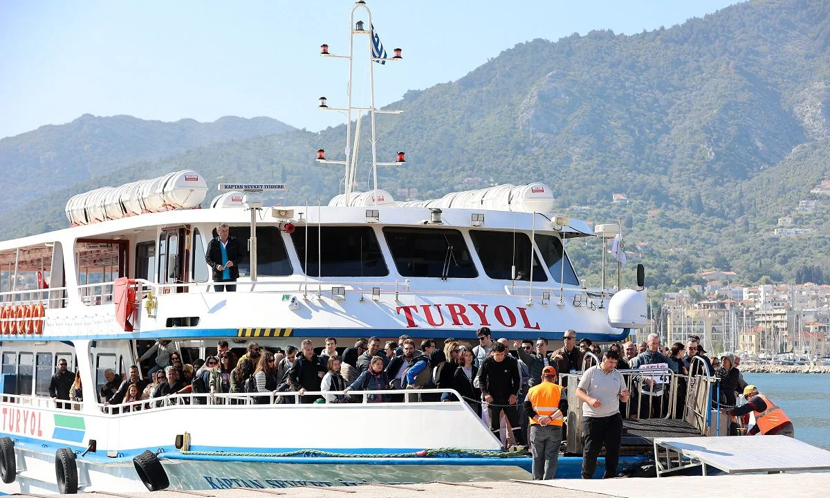 Τούρκοι: Αγοράζουν κομμάτι την Ελλάδα. Το 2023 εισέρρευσαν κεφάλαια 2,13 δισ. ευρώ εκ των οποίων το 1,48 δισ προέρχονται από χώρες εκτός Ε.Ε.