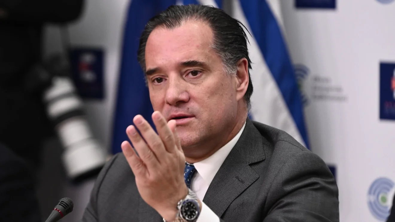 «Εγώ δεν θα πω ποτέ Βόρεια Μακεδονία» έλεγε ο Άδωνις Γεωργιάδης - Σήμερα παρακαλάει να μην χαλάσει η Συμφωνία των Πρεσπών.