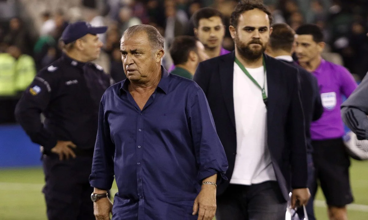 Παναθηναϊκός: Βέτο θέτουν αρκετοί ποδοσφαιριστές. «Ή ο Τερίμ ή εμείς» το τελεσίγραφο που στέλνουν στην διοίκηση.