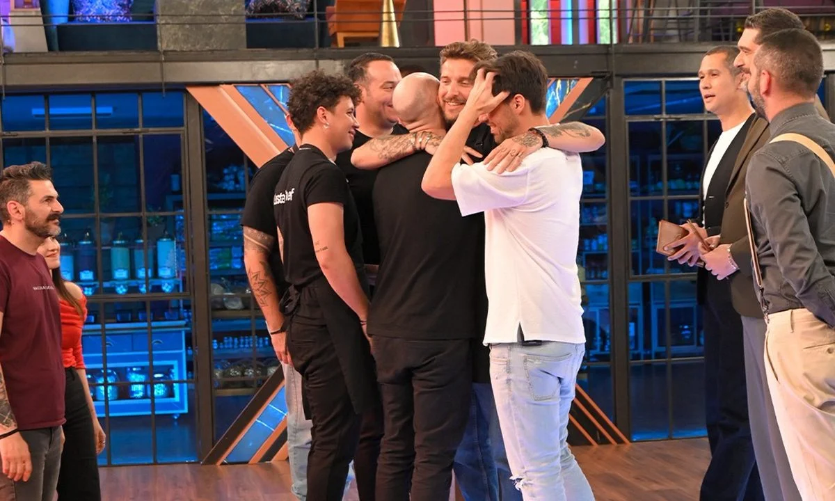 MasterChef 17-5: Δάκρυα στην ψηφοφορία, δάκρυα και στην αποχώρηση - Τέλος η μεγάλη έκπληξη του παιχνιδιού (vids)