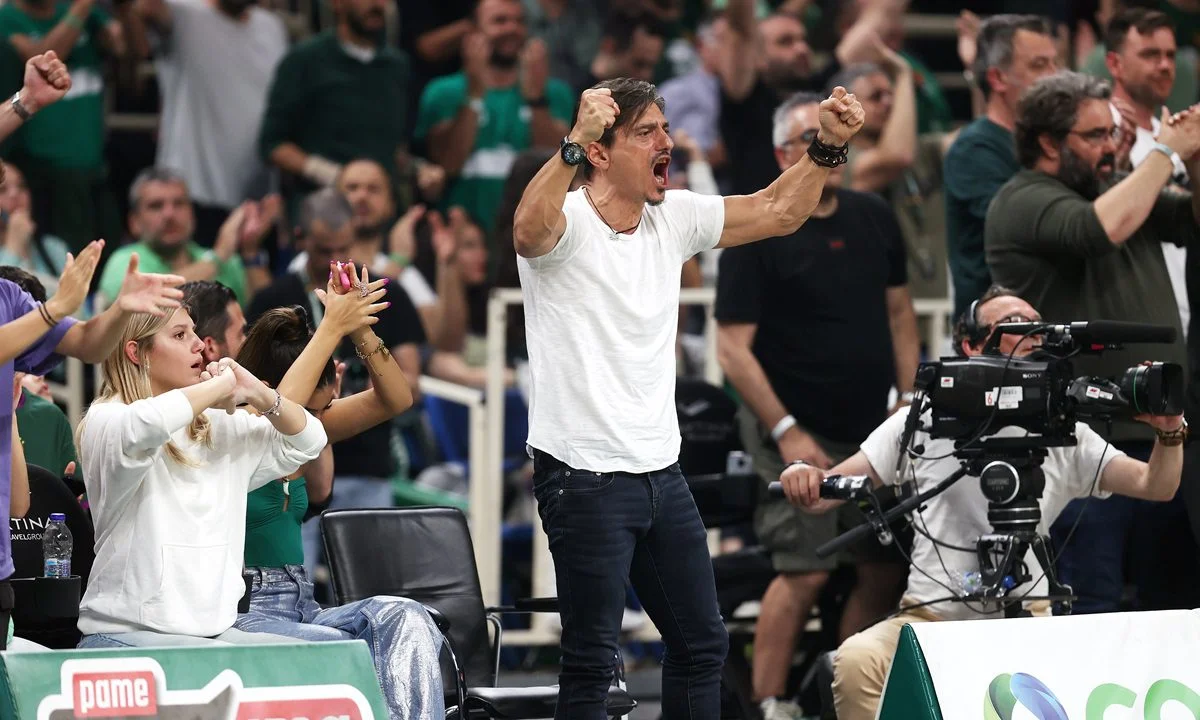 Ο Δημήτρης Γιαννακόπουλος ήδη σκέφτεται το μέλλον του Παναθηναϊκού και το ενδιαφέρον υπάρχει στη θέση του σέντερ.