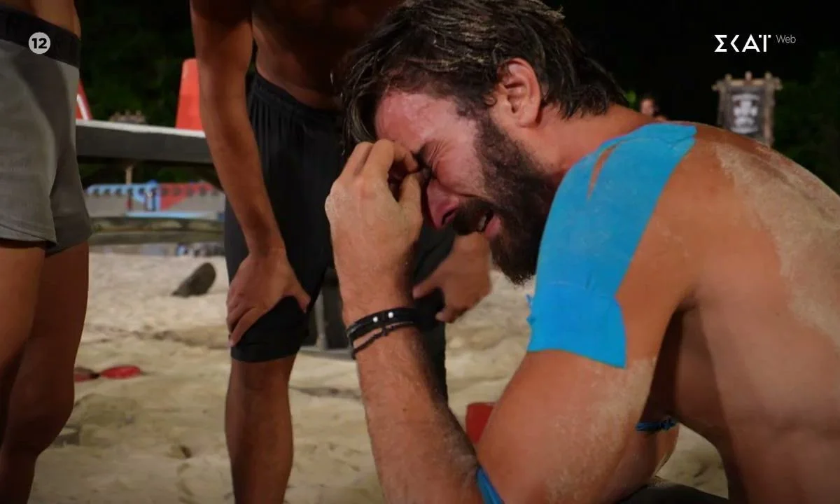Survivor 26-5 Ο Φάνης Μπολέτσης πονάει ξανά στον ώμο του και μοιάζει να λυγίζει από τον πόνο. Θα αποχωρήσει από τον Άγιο Δομίνικο;