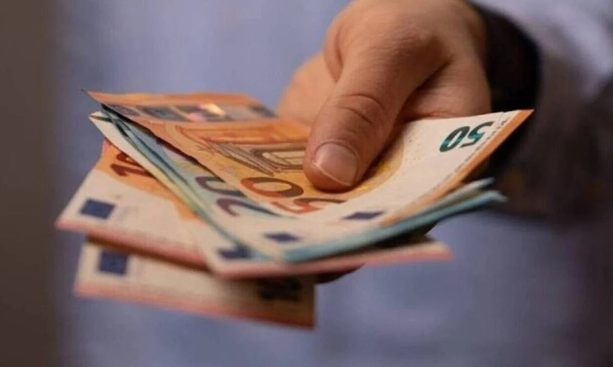 Συνταξιούχοι: Εντός Ιουνίου θα μπορούν να υποβάλουν αίτηση συνταξιοδότησης περισσότεροι αυτοαπασχολούμενοι και αγρότες
