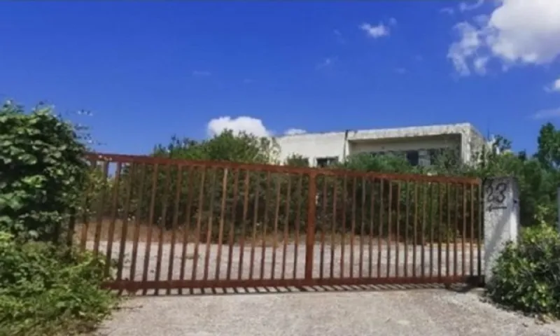 Πλειστηριασμός για τον Καρυπίδη για 381.400 ευρώ