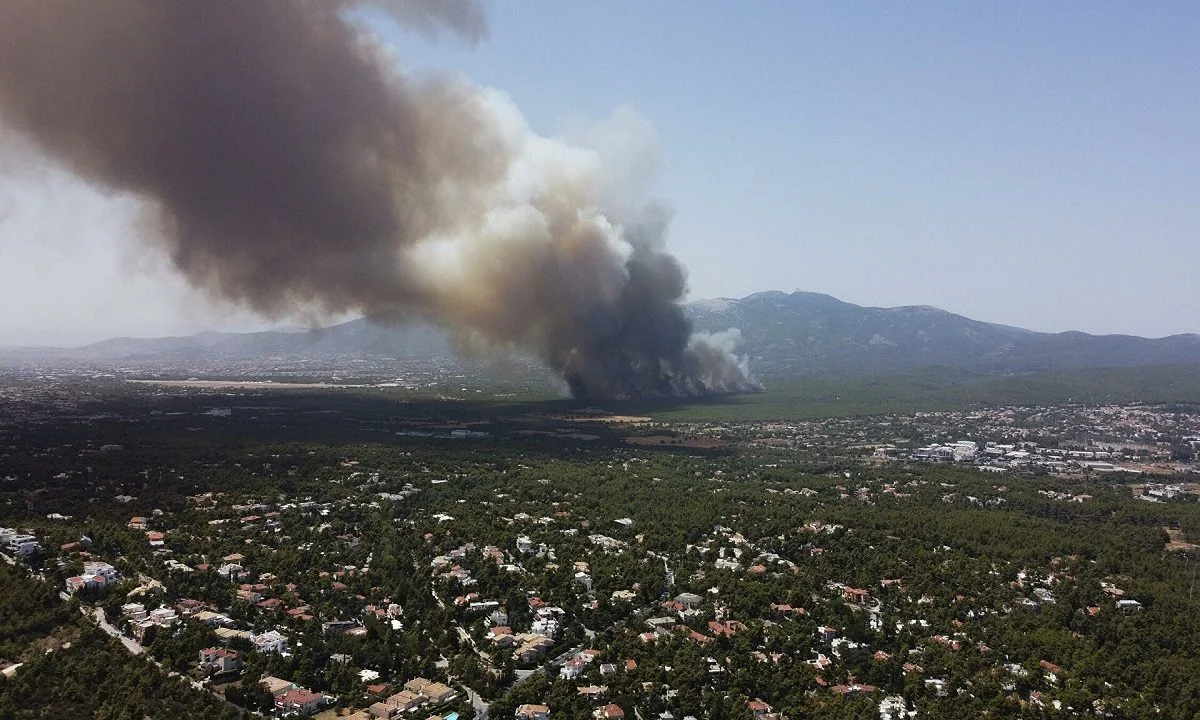 Φωτιά Βαρυμπόμπη: Άγιο είχαν - Πώς εξελίχθηκε η φωτιά