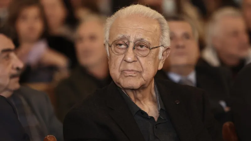Πέθανε ο Τάσος Μπιρσίμ