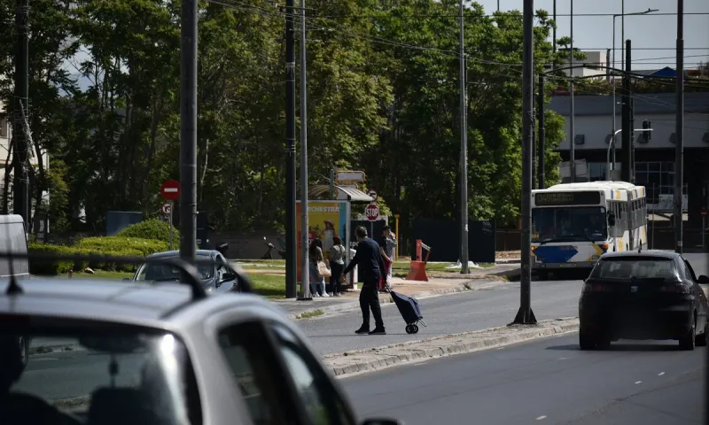 Τώρα: Σοβαρό τροχαίο στη Λεωφόρο Ποσειδώνος