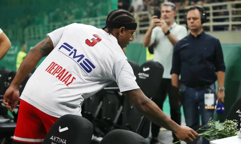 Παναθηναϊκός-Ολυμπιακός: Η κίνηση fair play των ερυθρόλευκων που χειροκροτήθηκε από τους πράσινους (vid)