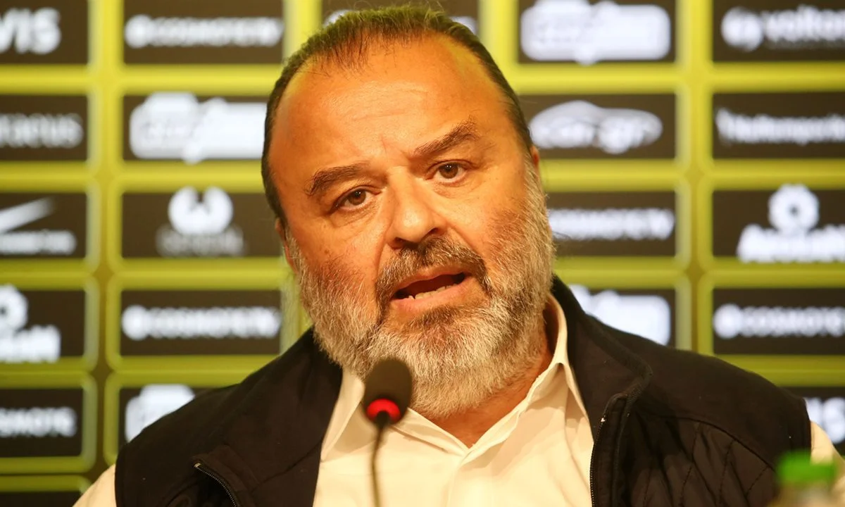 ΑΕΚ: Φουλάρει για μεταγραφές ο Ηλιόπουλος - Τέλος ο Μάνταλος;