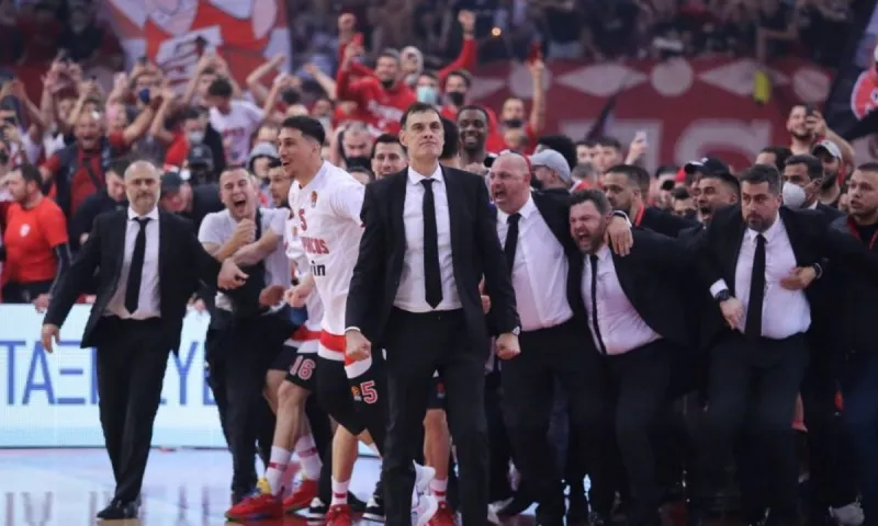 Θύρα 7: Μην ασχοληθούμε με την καρικατούρα!