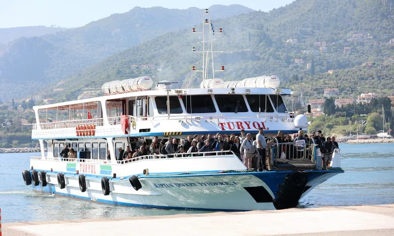 Ελληνικά νησιά: «Εισβολή» Τούρκων τουριστών από την Παρασκευή - Έρχεται η τουρκική ελίτ (vid)