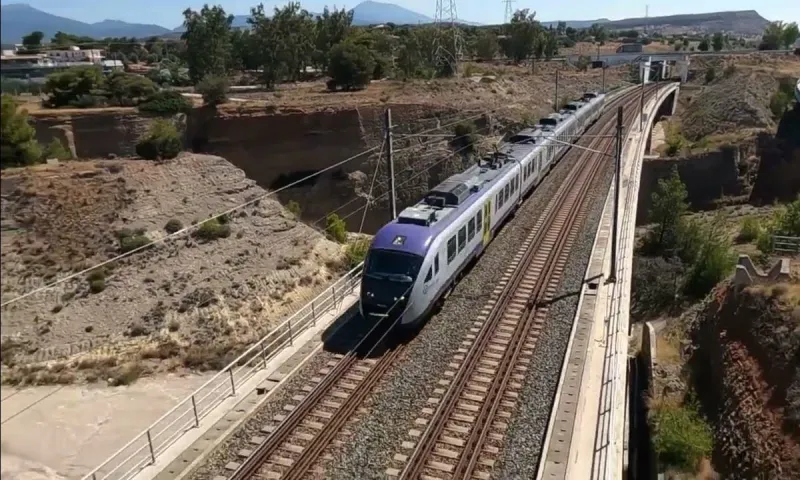 Συμπλοκή σε σταθμό του προαστιακού!