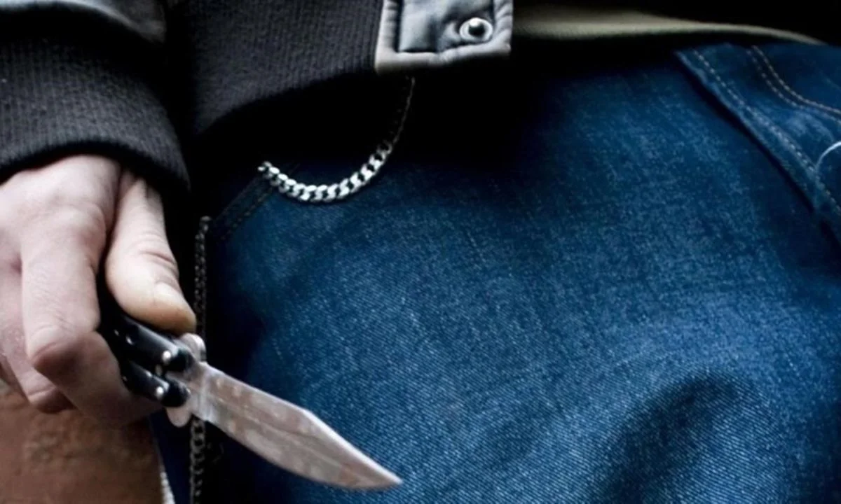 Ληστεία με την απειλή μαχαιριού σημειώθηκε την Τετάρτη (19/6) σε βάρος ενός Πακιστανού στην περιοχή του Κορυδαλλού.