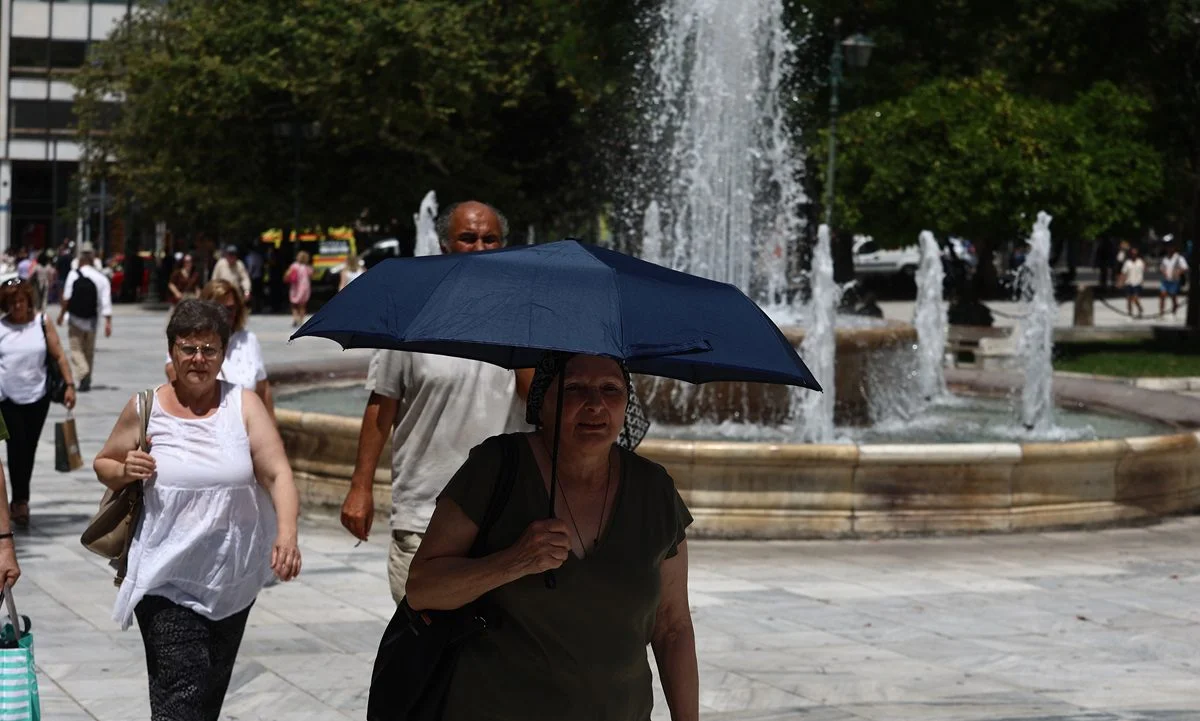 Καιρός: Συνεχίζονται οι υψηλές θερμοκρασίες και κατά το δεύτερο δεκαήμερο του Ιουλίου, με τη χώρα να «βράζει»