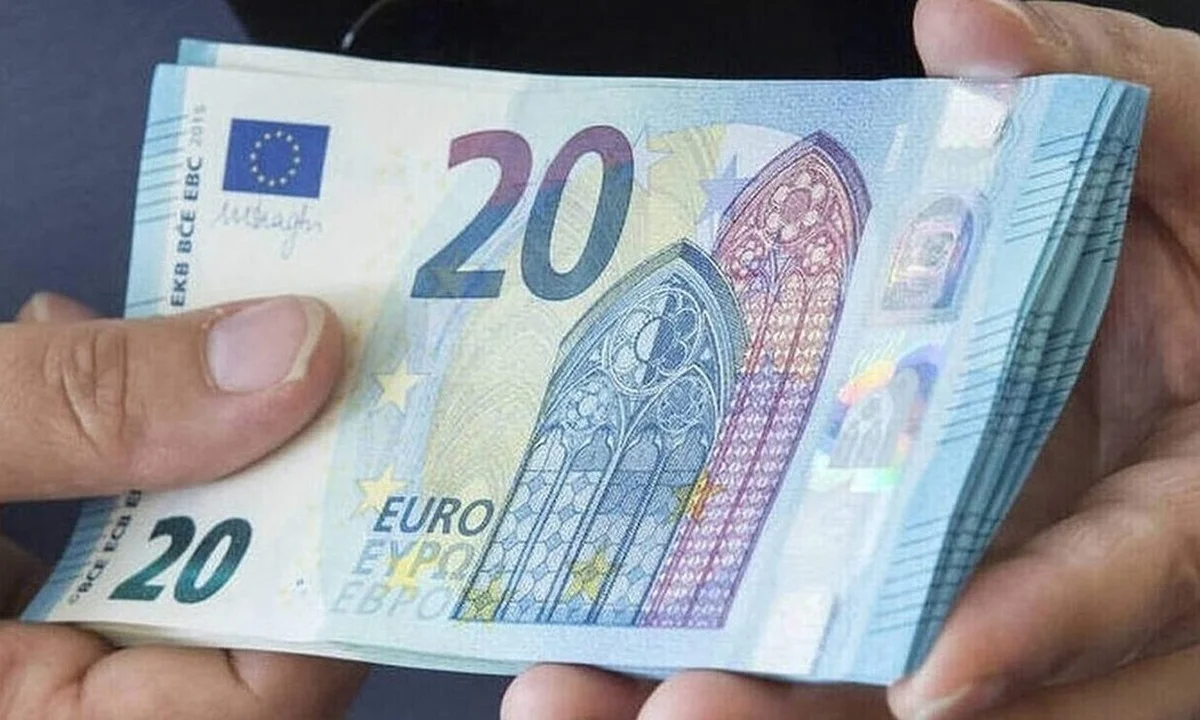 Το επίδομα ανεργίας θα αποτελείται από δυο μέρη- σταθερό και μεταβλητό (ανταποδοτικό). Το ύψος του επιδόματος θα είναι κλιμακωτό και σε συνάρτηση με τα έτη ασφάλισης – απασχόλησης, το ύψος του μισθού και σύμφωνα με πληροφορίες, μπορεί να φτάσει και τα…