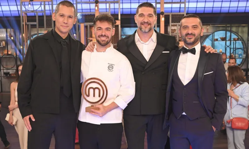 MasterChef: Εμφάνιση έκπληξη από τον νικητή - Εκεί μαγείρεψε o Λευτέρης Ζαφειρόπουλος (vid)