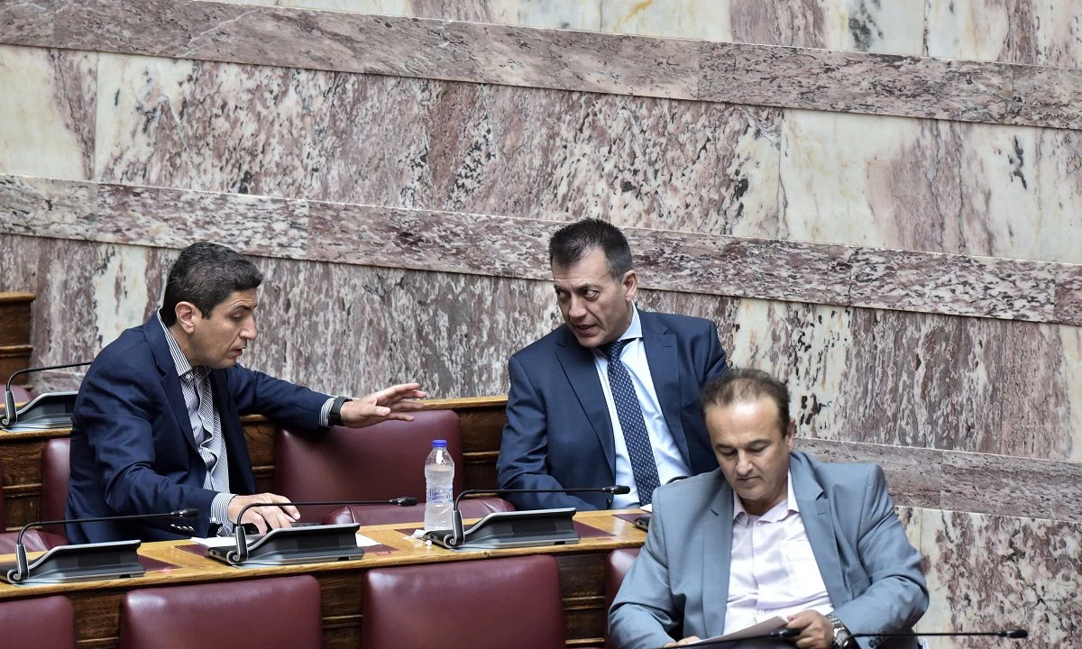 Μόνο η... φωτογραφία του υποψηφίου κουμπάρου λείπει από τις διατάξεις Βρούτση στο νομοσχέδιο του υπουργείου Παιδείας, Θρησκευμάτων και Αθλητισμού