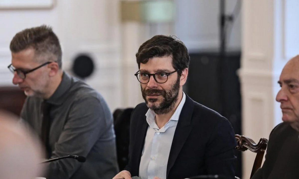 ΕΡΤ: Αυτός έγραψε καλύτερα στις εξετάσεις για να αναλάβει διευθύνων σύμβουλος