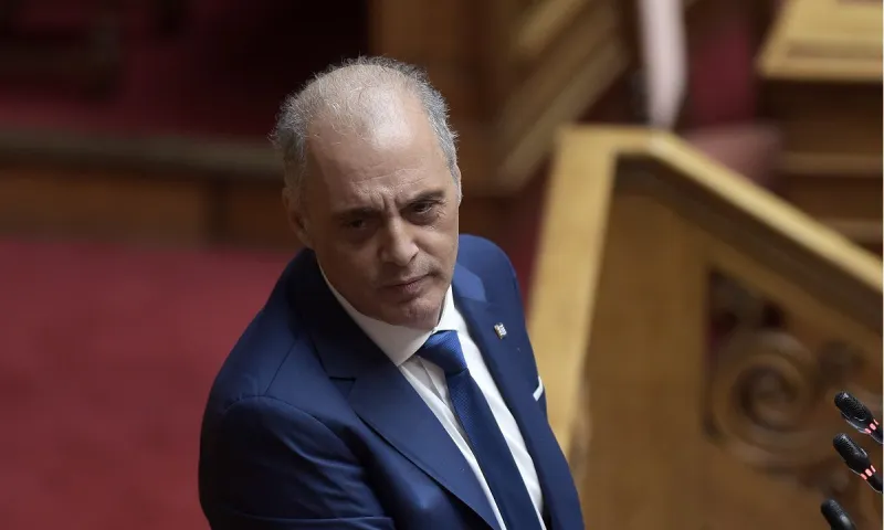 H σύγκρουση Μαρινάκη - Μητσοτάκη βάζει στο κάδρο και ΠΑΣΟΚ - Βελόπουλο - ΝΙΚΗ