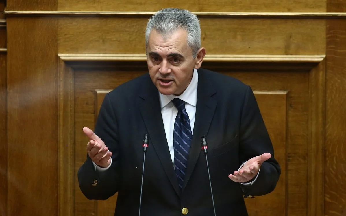 ΝΔ: Στα κάγκελα οι συντηρητικοί βουλευτές ενόψει ΔΕΘ - «Η παράταξη απομακρύνεται από σταθερές αξίες, όπως η οικογένεια» είπε ο Χαρακόπουλος.