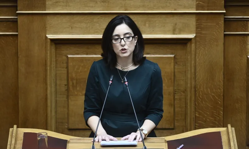 Δυστοπική κατάσταση επιπέδου NETFLIX- Βουλευτής έχει ζητήσει από τον Άδωνι Γεωργιάδη με γραπτή ερώτηση να απαντήσει για την υγεία και αυτός θελει να βγει στο Mega