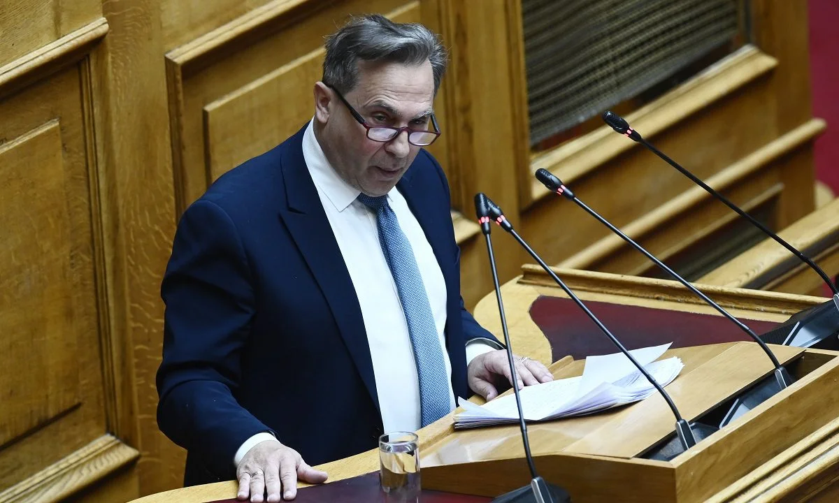 Νικόλαος Βρετός: Είναι συνταγματικά νόμιμο να καίμε τα δάση και να φυτεύουμε ανεμογεννήτριες;
