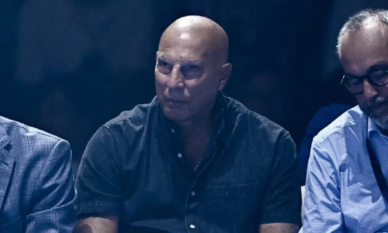 Αποθεώθηκαν Γκάλης και Γιαννάκης στο φιλικό στη μνήμη του Ντράζεν Πέτροβιτς - Ανατριχίλα στο ολόγραμμά του