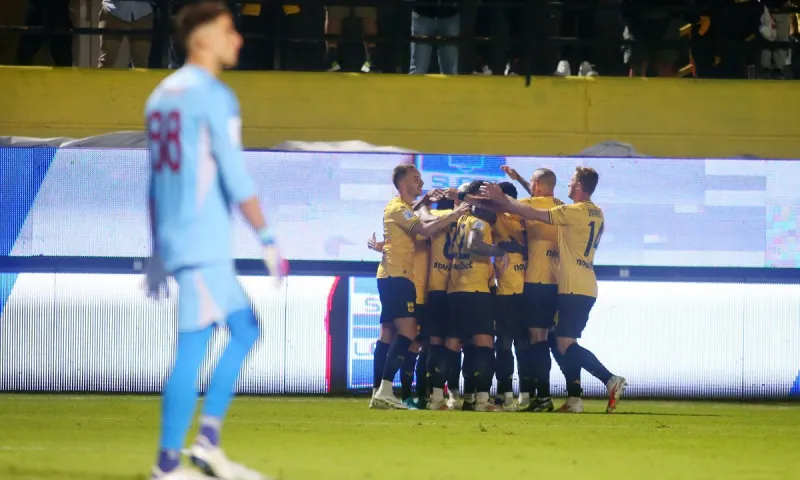 Live ενημέρωση: Άρης - Ολυμπιακός 2-1 ΤΕΛΙΚΟ