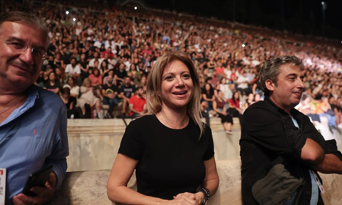 Συναυλία για τα Τέμπη: Παρακολουθήστε στις 19:00 από το Καλλιμάρμαρο στάδιο στην Αθήνα σε Live Streaming τη συναυλία εις μνήμην των θυμάτων.