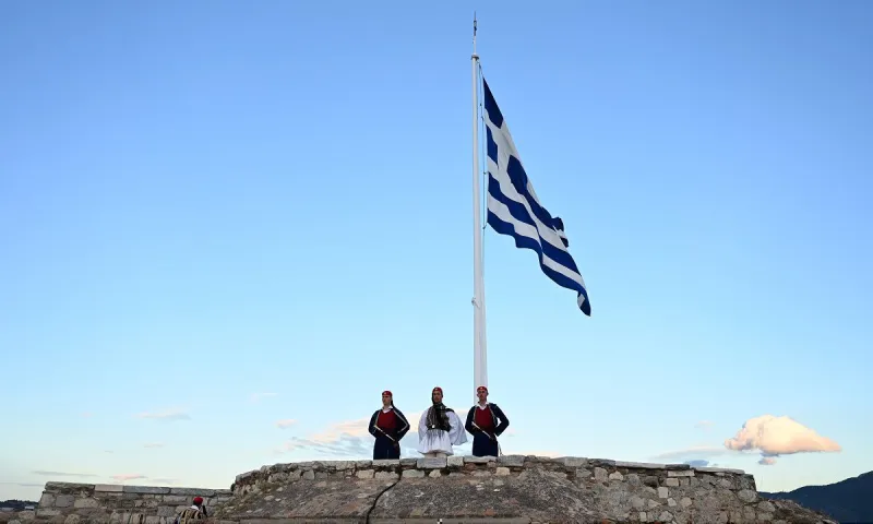 Ψήλωσαν οι Έλληνες και έγιναν ψηλότεροι από Αμερικανούς - Ρώσους - Τούρκους - Καναδούς και Γάλλους