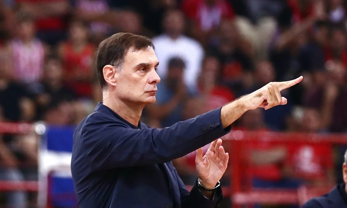 Ο Γιώργος Μπαρτζώκας εξετάζει την περίπτωση αλλαγών στο ροτέισιον, ενώ ακόμη υπάρχει ανοικτό ένα ενδεχόμενο για ακόμα ένα «διαζύγιο»