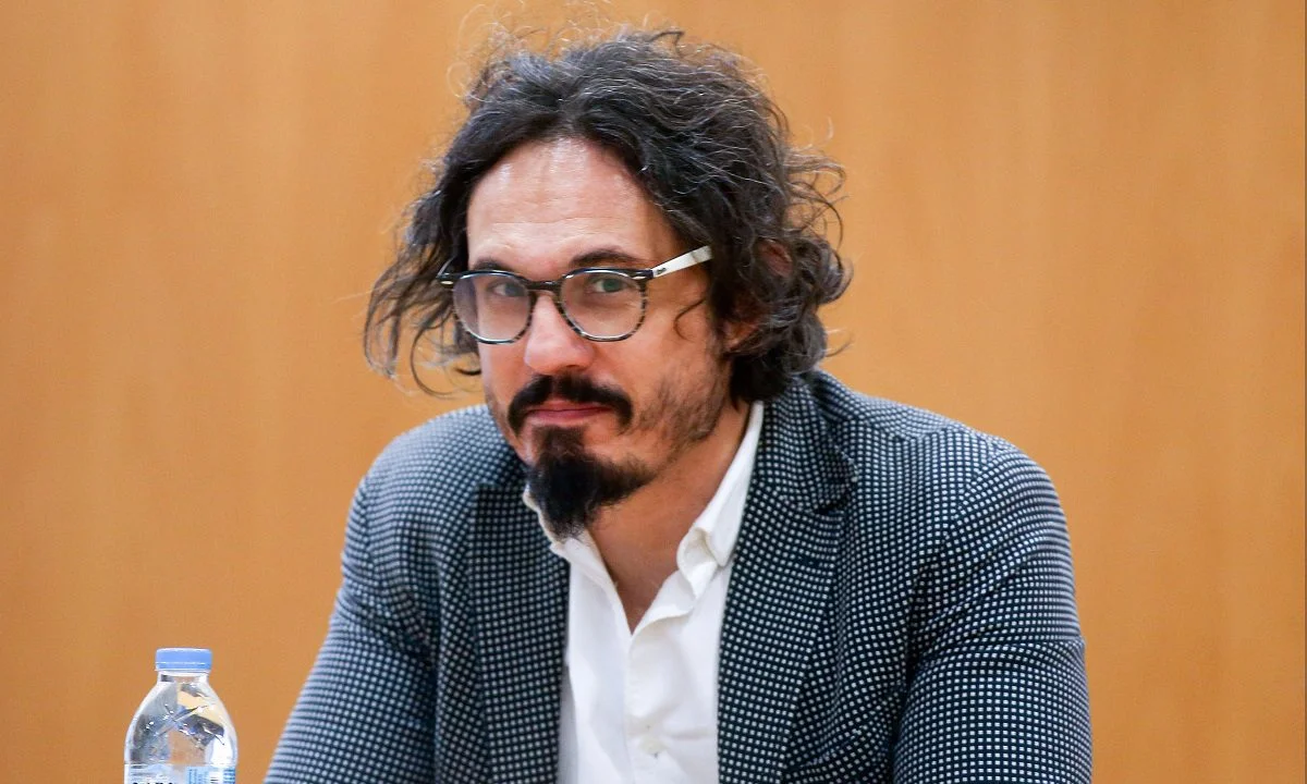 Ο Αχιλλέας Ρουσιαμάνης, εκ των βασικότερων χρηματοδοτών της ΚΑΕ Άρης τα τελευταία τέσσερα χρόνια, γνωστοποίησε οτι αποχωρεί από τη διοίκηση.