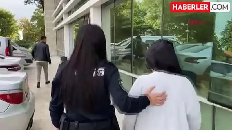 Συνέλαβαν γυναίκα για πορνεία στην Τουρκία και οι Τούρκοι ασχολούνται με την ηλικία της - Πόσο χρονών είναι