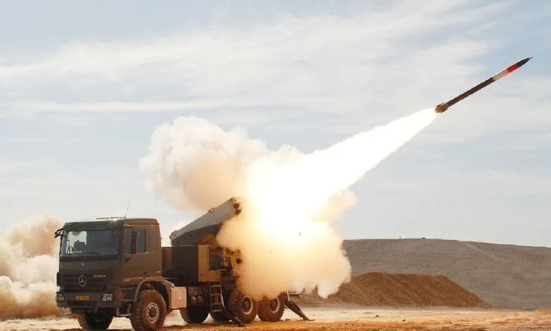Το ισραηλινό multiple rocket launcher PULS με NSM και SCALP στα νησιά αλλάζει τα πάντα - 36 εκτοξευτές από το Ισραήλ φέρνουν τα πάνω κάτω