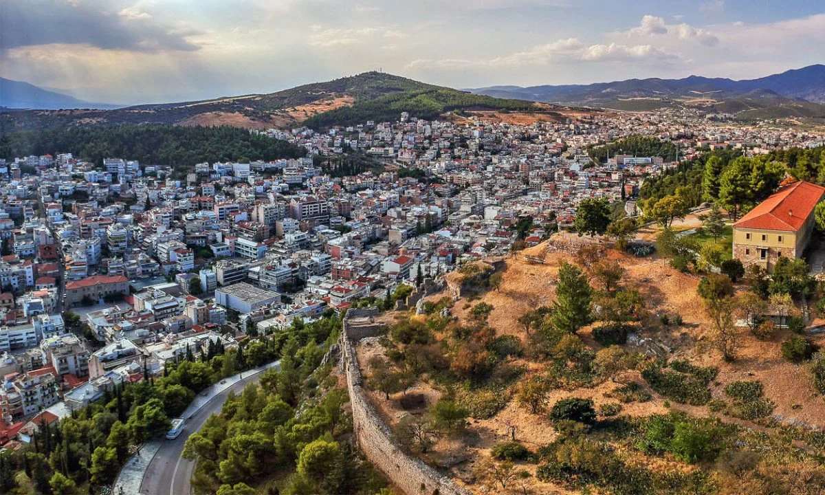 Ποιά πόλη λεγόταν Ζητούνι και γιατί
