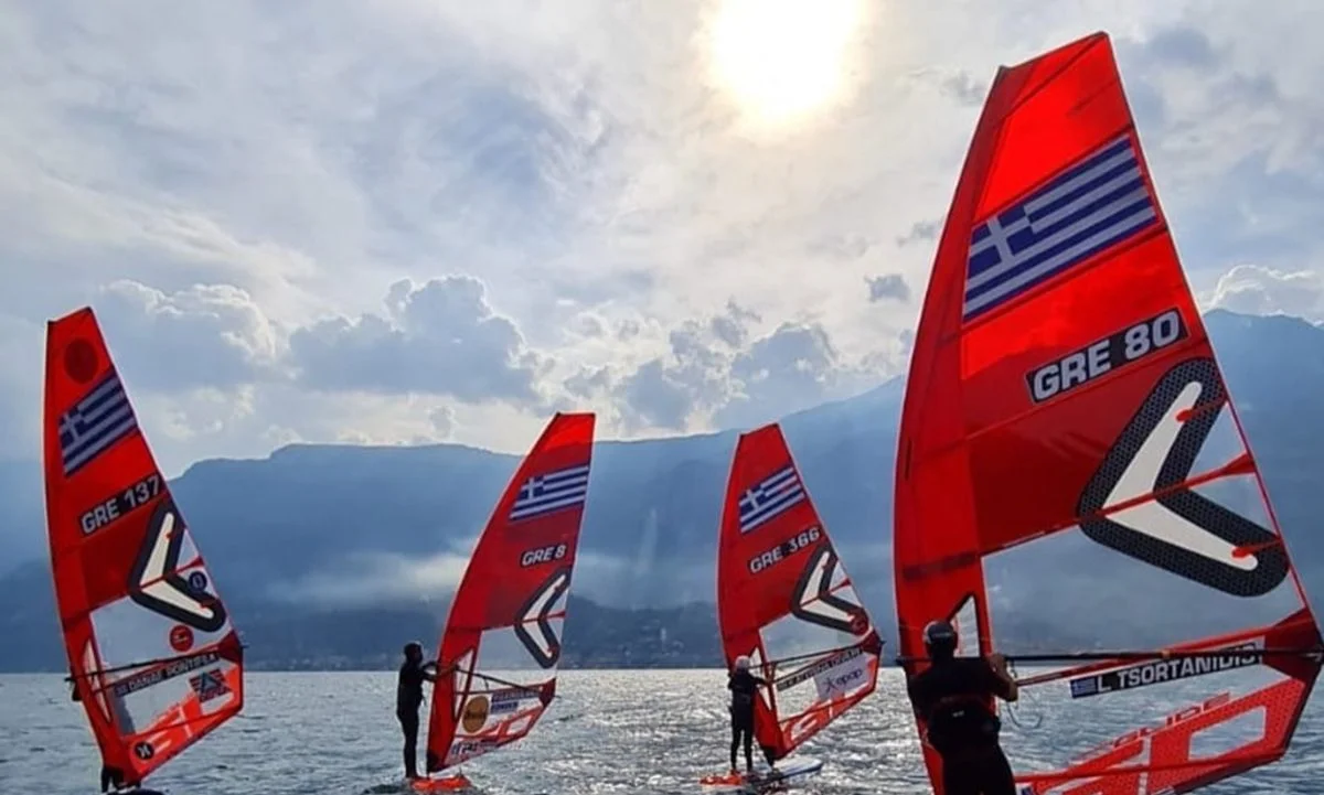 Όλα είναι έτοιμα για την πρεμιέρα της 33ης Athens International Sailing Week 2024 που διοργανώνει η Ιστιοπλοϊκή Ομοσπονδία
