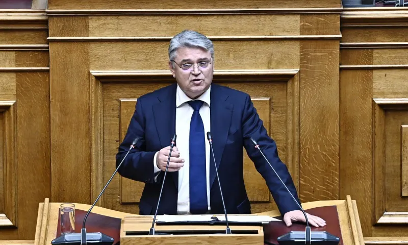 Παγιδευμένος ο Δημήτρης Νατσιός ακούει τους λάθος ανθρώπους;