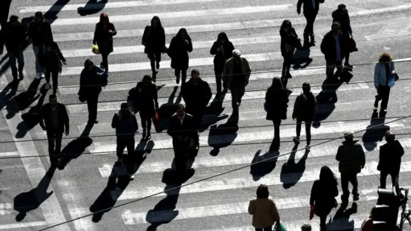 Φόρμουλα ακραίας φορολογίας και φτώχειας από ΟΟΣΑ: Πρόταση - σοκ για μείωση του αφορολόγητου κάτω από τις 10.000 ευρώ!